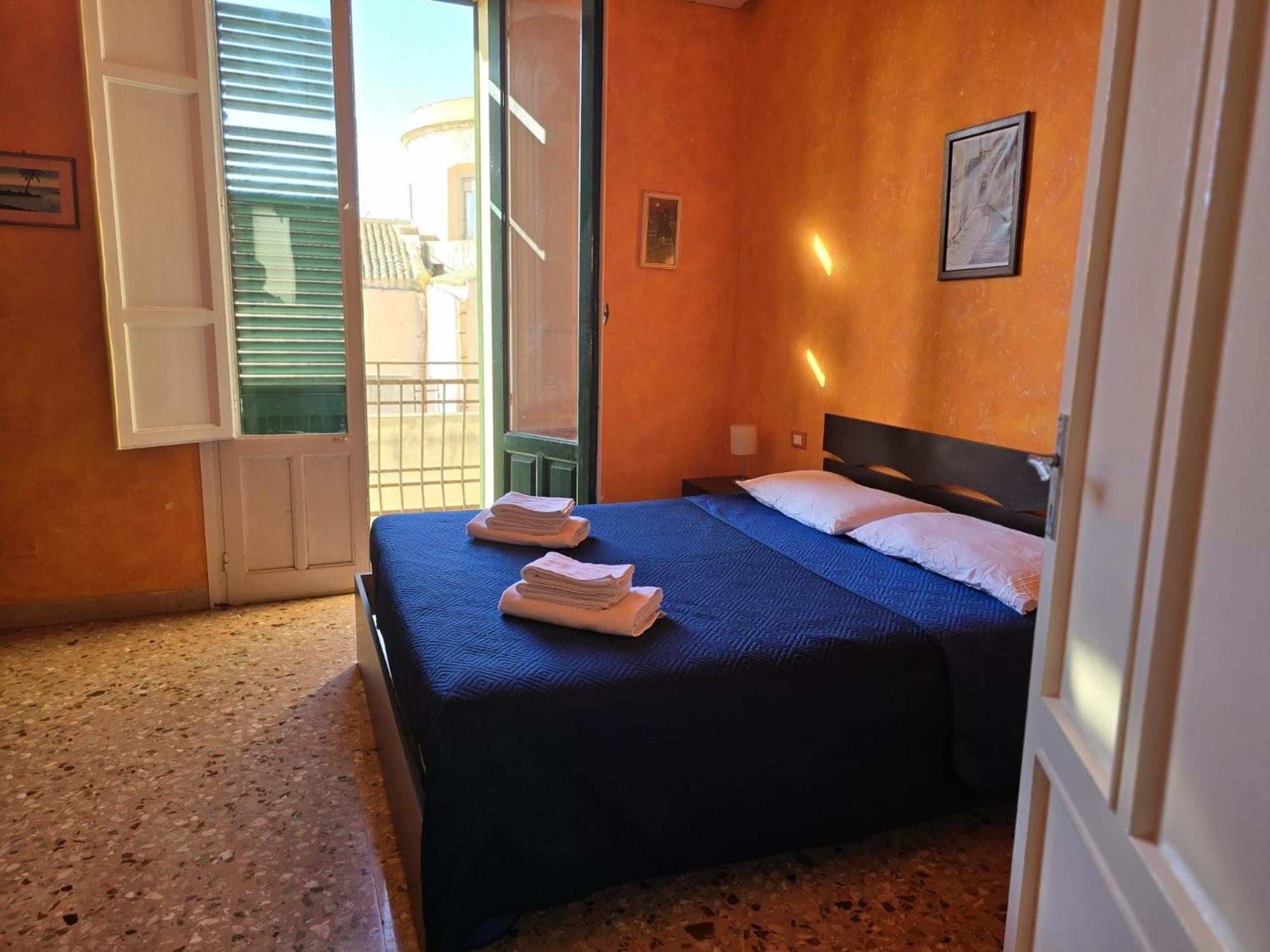 Casa Azzurra Apartment Trapani Luaran gambar